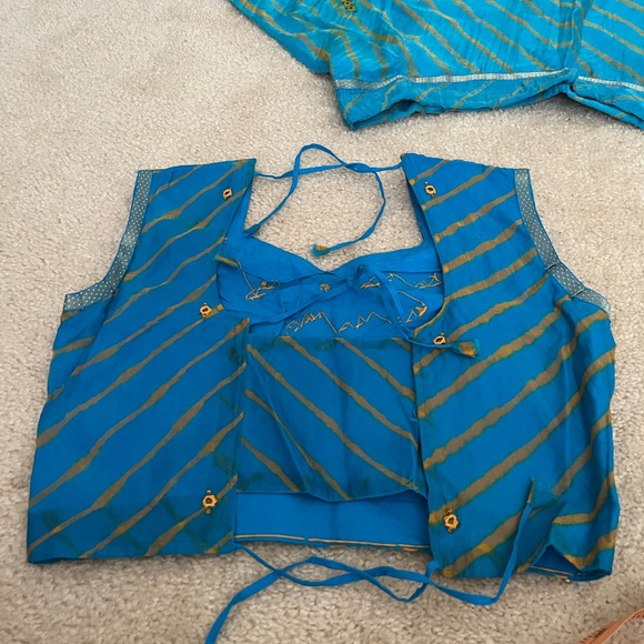 Ethnic Indian wear Navratri Laheriya and Bandhni print Chaniya Choli. - Picture 7 of 13